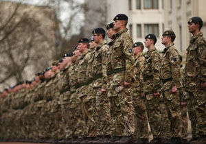 ارائه طرح عفو نظامیان انگلیسی متهم به ارتکاب جنایت جنگی
