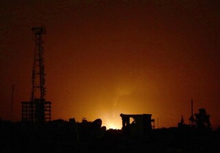 صدای ۴ انفجار در نزدیکی فرودگاه دمشق شنیده شد