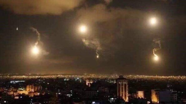 دفاع هوایی سوریه حمله موشکی اسرائیل بر فراز دمشق را ناکام گذاشت

