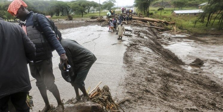 افزایش شمار تلفات بارش باران و رانش زمین در کنیا به ۶۰ نفر 
