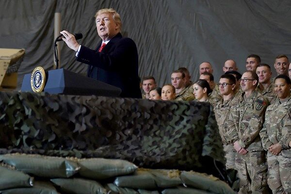 حضور مالکانه ترامپ در پایگاه نظامی بگرام
