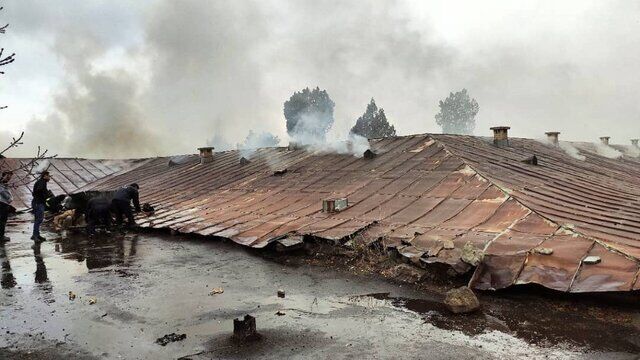 بیمارستان متروکه مشگین شهر در آتش سوخت