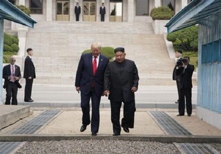  کره شمالی و افزایش فشار به ترامپ همزمان با طرح استیضاح
