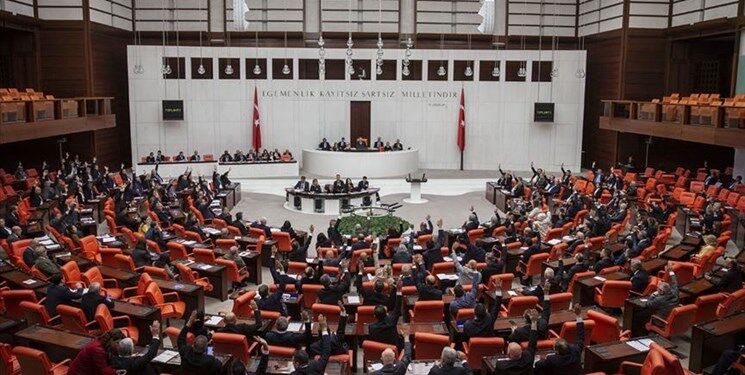 پارلمان ترکیه: به رسمیت شناختن «نسل‌کشی ارامنه» توسط آمریکا، یک بازی کثیف است