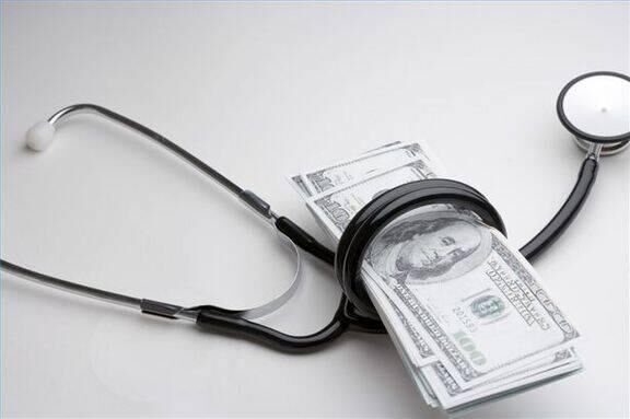تکذیب بهارستانی‌ها درباره تلاش‌ها برای معافیت مالیاتی پزشکان میلیاردی

