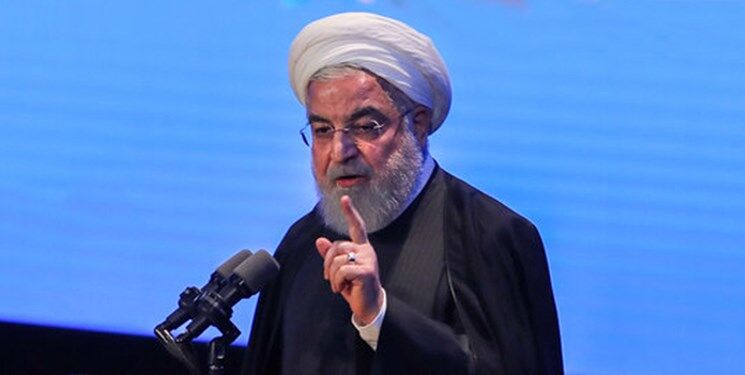 روحانی: جهان اسلام باید تدابیری برای رهایی از سلطه دلار و سیستم مالی آمریکا پیش بینی کند