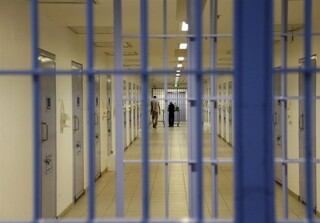 بخشنامه قوه قضائیه برای پیشگیری از کرونا در زندان‌ها ابلاغ شد