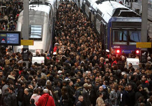 ضرر ۴۰۰ میلیون یورویی اعتصاب‌ها به شرکت ملی راه آهن فرانسه
