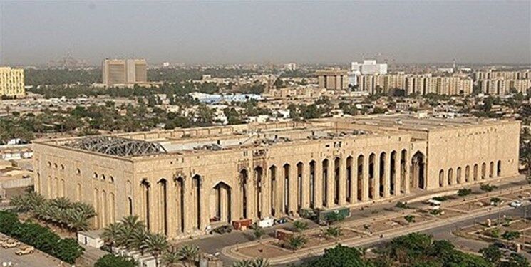 اسکای نیوز: صدای تیراندازی در اطراف سفارت آمریکا در بغداد شنیده شد


