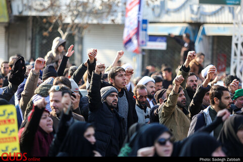 راهپیمایی مردم مشهد در محکومیت ترور حاج قاسم سلیمانی (1)