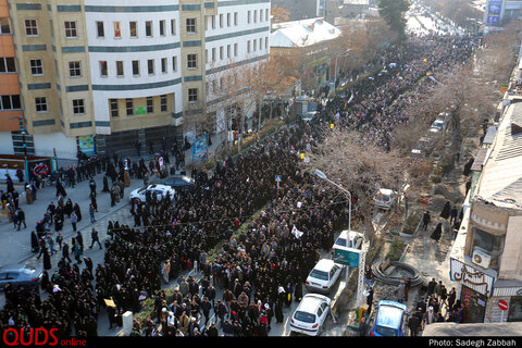راهپیمایی مردم مشهد در محکومیت ترور حاج قاسم سلیمانی (1)