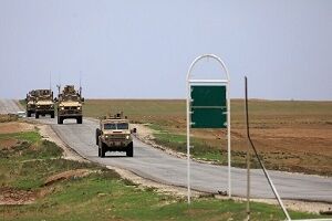 تخلیه نیروهای آمریکایی از یک پایگاه نفتی در حومه دیرالزور سوریه
