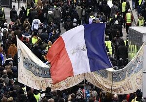 اعتراضات و اعتصابات فرانسه ادامه می‌یابد