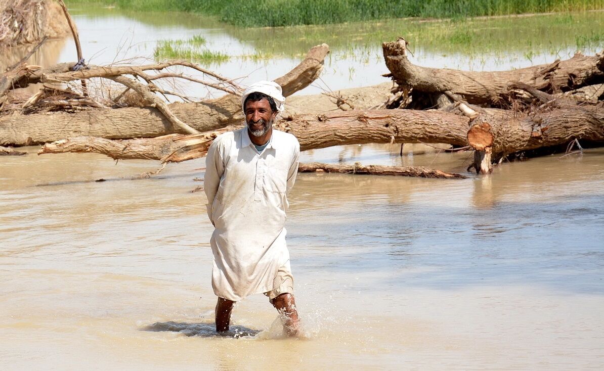 سیلاب دسترنج کشاورزان سیستان و بلوچستان را شست/۷ روستا در محاصره سیل