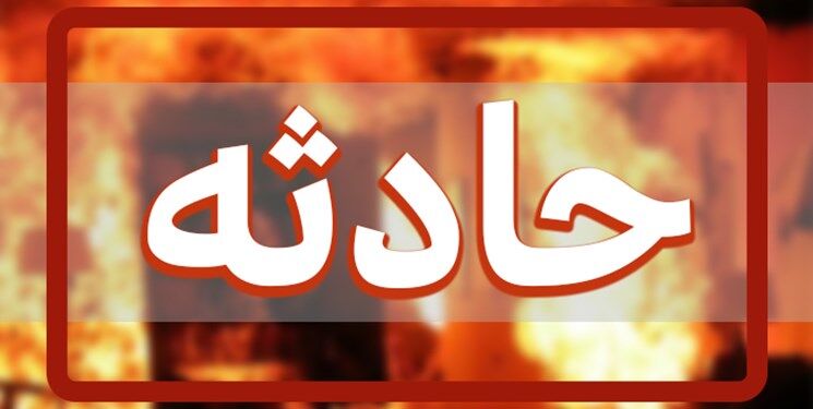 مهار  آتش سوزی ساختمانی هفت طبقه در غرب مشهد