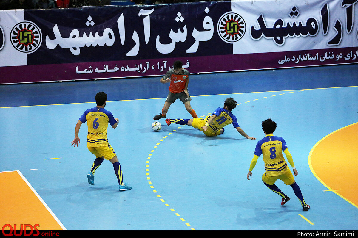 تساوی تیم فوتسال فرش آرای مشهد در هفته اول لیگ برتر فوتسال