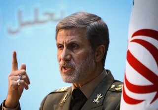 وزیر دفاع: هیچ‌گونه مزاحمتی را برای نفتکش‌های ایرانی تحمل نخواهیم کرد
