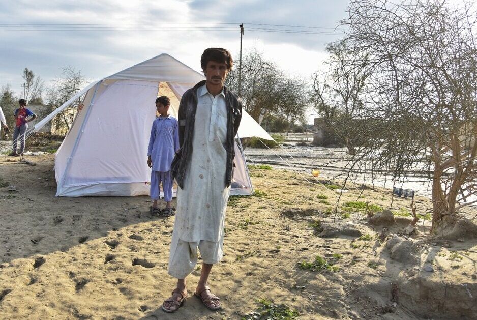  سیل و توفان سیستان و بلوچستان را درنوردید؛ بارش باران و خاک از آسمان