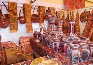 افتتاح هفدهمین نمایشگاه صنایع دستی زنان کارآفرین در مشهد 