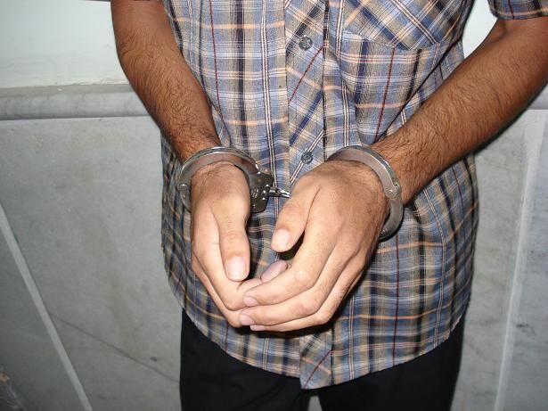 دستگیری سارق کامپیوتر خودروها در "نیشابور" 