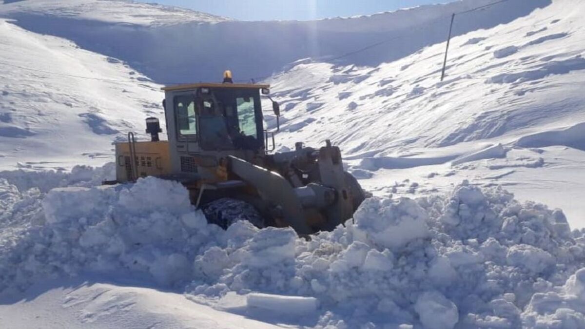 راه دسترسی ۲۴۰ روستای آذربایجان‌غربی بسته شد