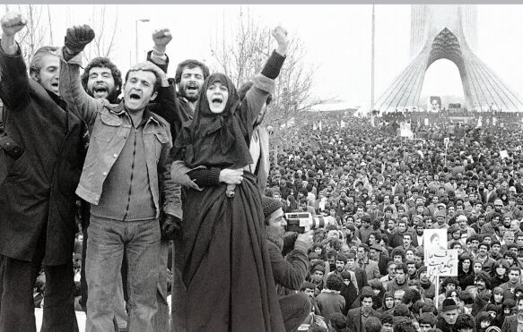 انقلاب خمینی؛ احیای کرامت انسانی و هویت اسلامی

