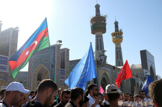 750 زائر از کشور آذربایجان به حرم ثامن الحجج(ع) مشرف شدند