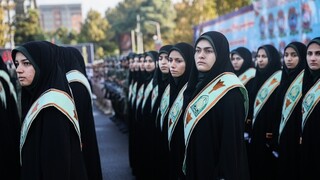 انهدام باند سارقان گوشی توسط زنان پلیس در مشهد
