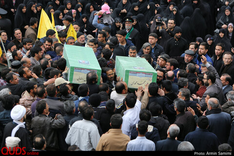 تشییع پیکر دو شهید مدافع حرم در مشهد