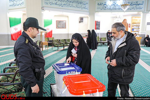 انتخابات یازدهمین دوره مجلس شورای اسلامی و میاندوره‌ای پنجمین دوره مجلس خبرگان رهبری در مشهد-2