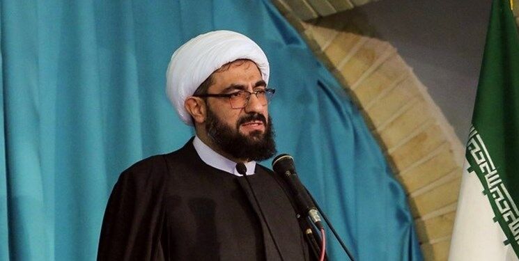 حضور در انتخابات مهر تاییدی بر اصل انقلاب ونظام است