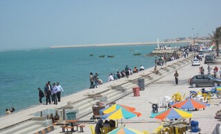 سواحل بوشهر برروی گردشگران مسدود است
