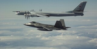 رپتورهای آمریکا هواپیماهای تجسسی روسیه را نزدیک آلاسکا رهگیری کردند