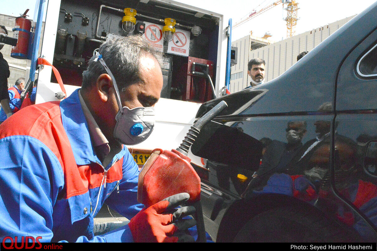 مراسم افتتاح وبهره برداری از خودروهای پمپ بنزین سیار در مشهد