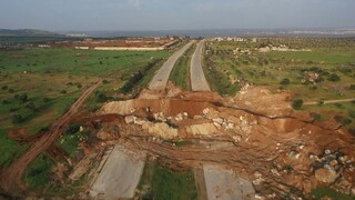 تروریست‌ها بخشی از بزرگراه ام ۴ سوریه را تخریب کردند