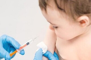 خانواده ها واکسیناسیون فرزندان را به تاخیر نیاندازید