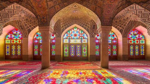 «مسجد صورتی» نماد هفت درِ بهشت