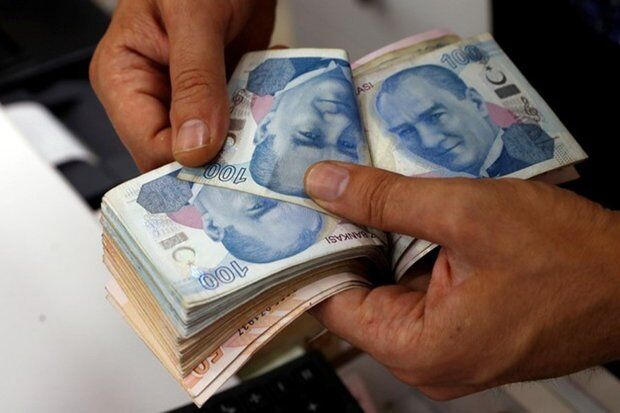 سقوط تاریخی ارزش واحد پول ترکیه  