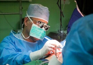 بخش جراحی قلب اطفال بیمارستان رضوی با جراحی نوزاد ۲۸۰۰ گرمی راه‌اندازی شد