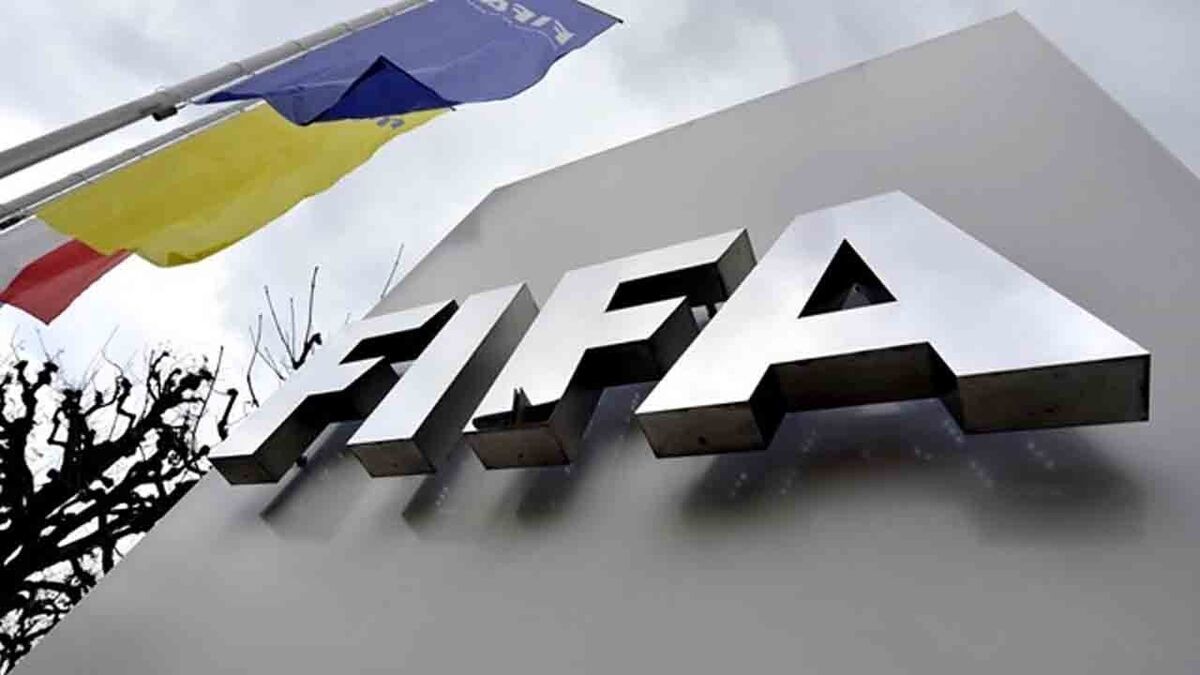 فیفا بالاخره اساسنامه فدراسیون فوتبال را تأیید کرد