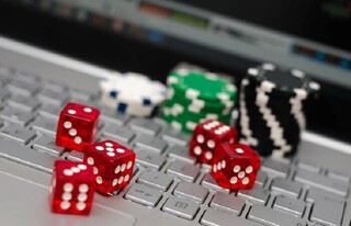 ۵۰۰ پایگاه اینترنتی قماربازی در خراسان رضوی مسدود شد