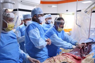 برداشتن توده ۹ کیلویی از بدن بیمار ۷۸ ساله در یاسوج