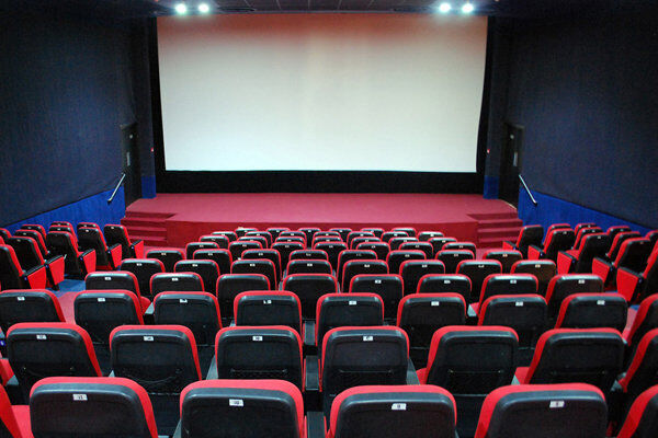 سینماهای مشهد پس از ۹۹ روز تعطیلی بازگشایی شد