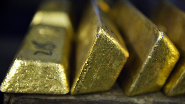 ریزش ۶۰۰ هزار تومانی سکه/ کاهش قیمت طلا
