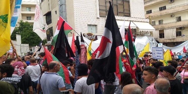 معترضان لبنانی در برابر سفارت آمریکا در بیروت تجمع کردند
