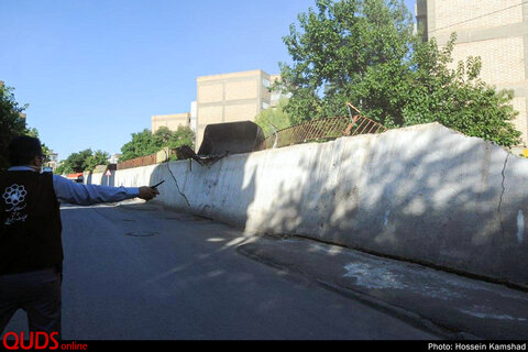 تخریب دیوار حائل میان شهرک شهید بهشتی و پردیس