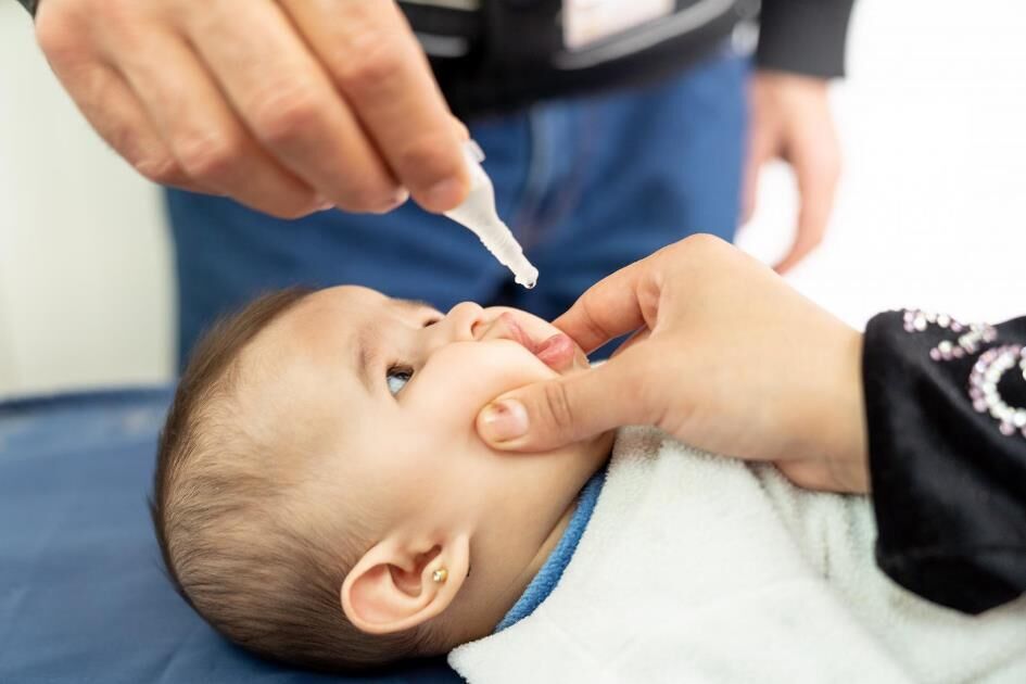 والدین واکسیناسیون کودکان را به تاخیر نیندازند
