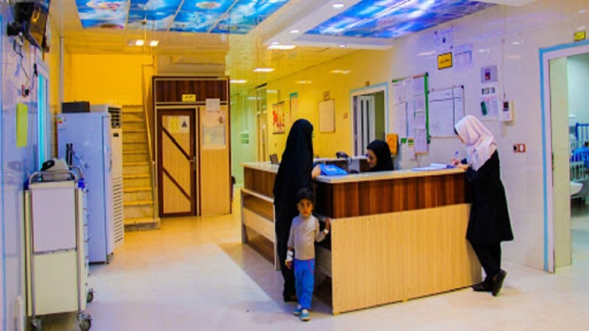 ابتلا بیش از ۸۰ کودک به کرونا در بیمارستان اکبر مشهد
