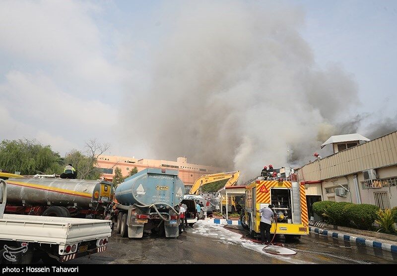 جزئیات آتش‌سوزی در بازار پردیس کیش 