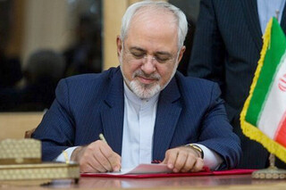 توییت ظریف درباره دیدار ''پرثمر''ش با وزیر خارجه چین
